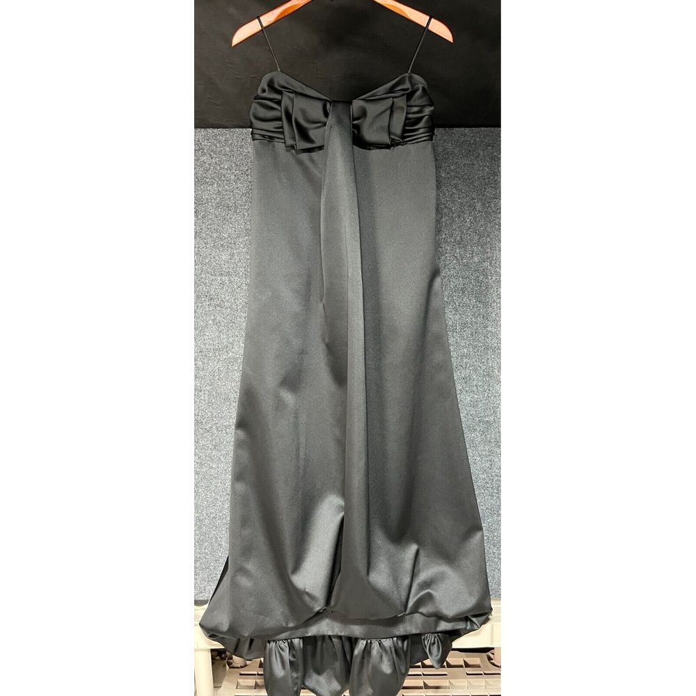 Elegant Black Maxi Dress